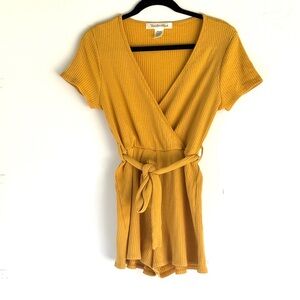 Youth in Revolt Mustard Yellow Ribbed Romper – Size M
